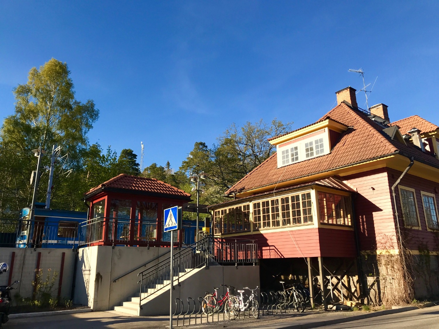 Stationshuset Saltsjbaden/ Solsidan trainstation 