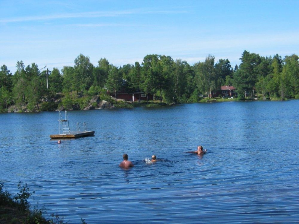 Badsj p gngavstnd/ lake in  walking distance 