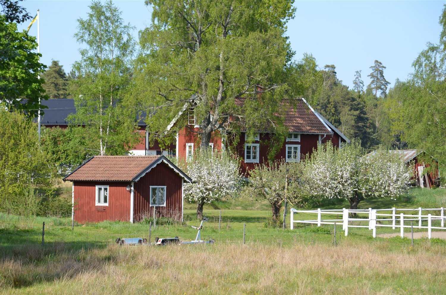 Lyckebo, Ljuster