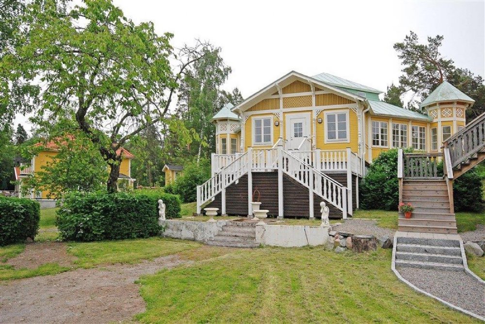Rotundan, Vstra Lagn, Ljuster
