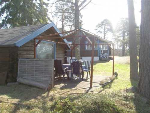 uteplats vid härbret/ terrace by the log cabin