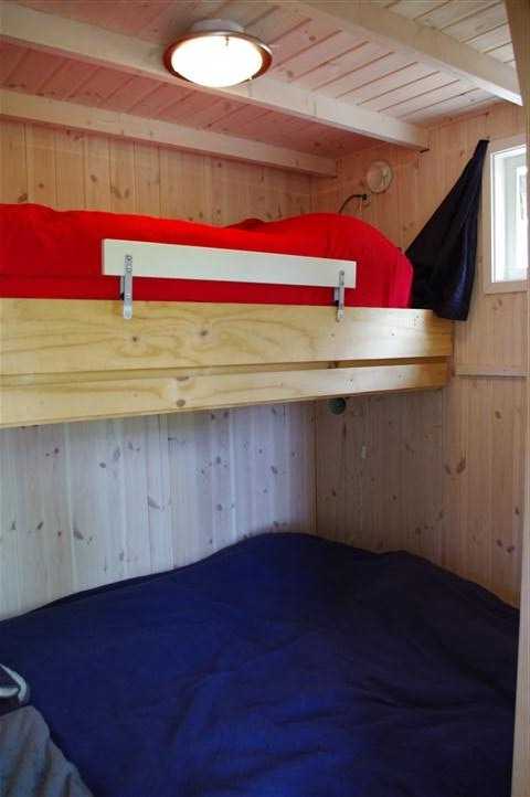 Sovhytt n.v./ Sleeping cabin first floor 