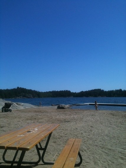 Violen badet / Violen beach 