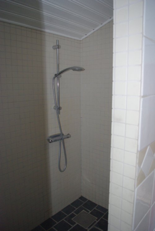 Badrum 2 / Bathroom 2