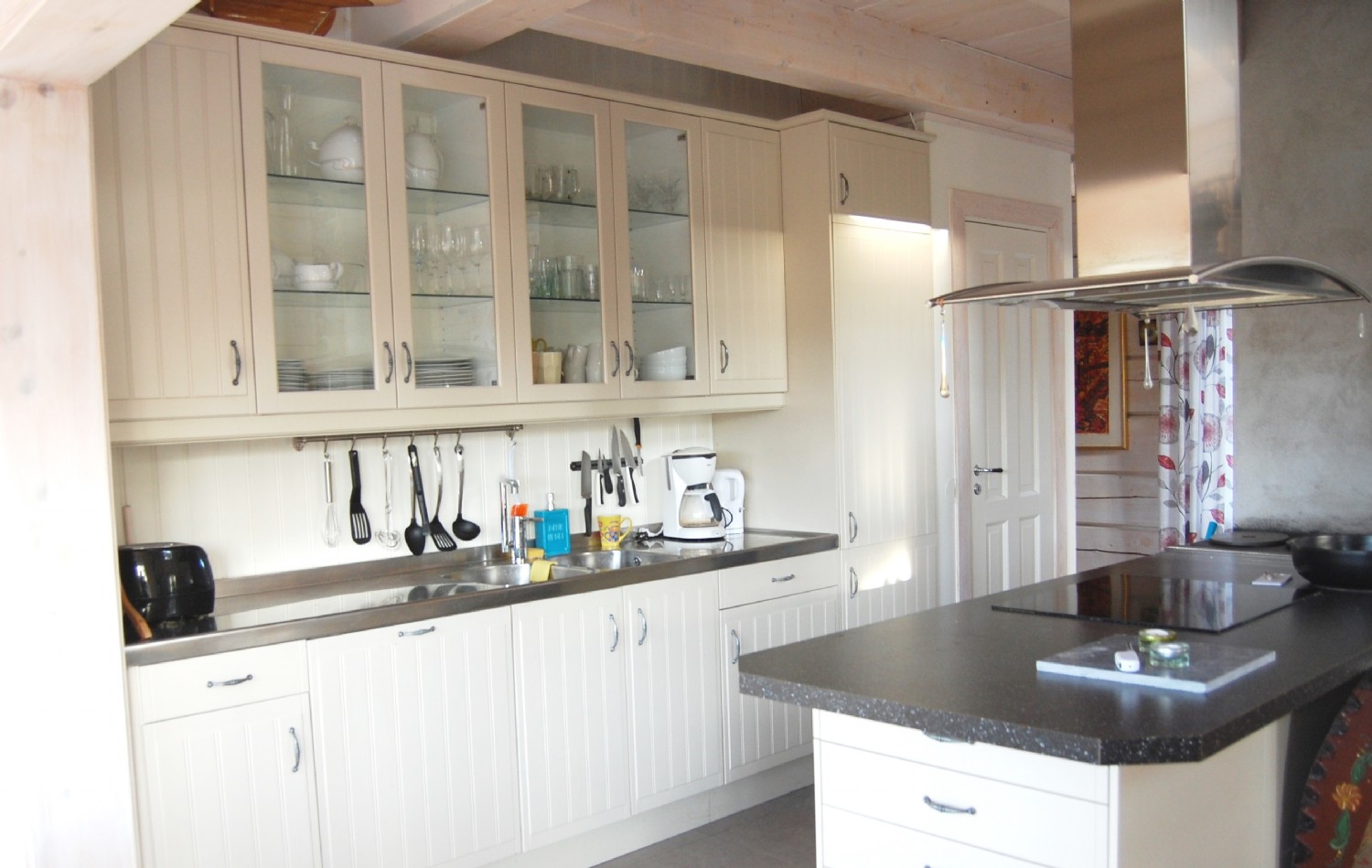 Kök n.v/ Kitchen area