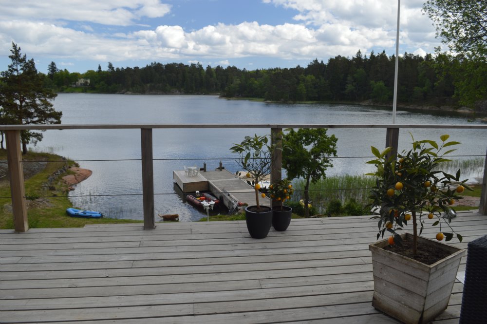 Balkong på övervåningen/ Terrace upper floor