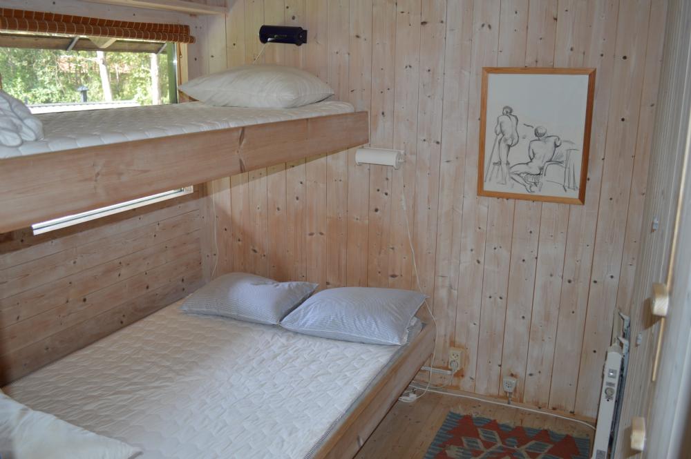 sovrum 2/ bed room 2 