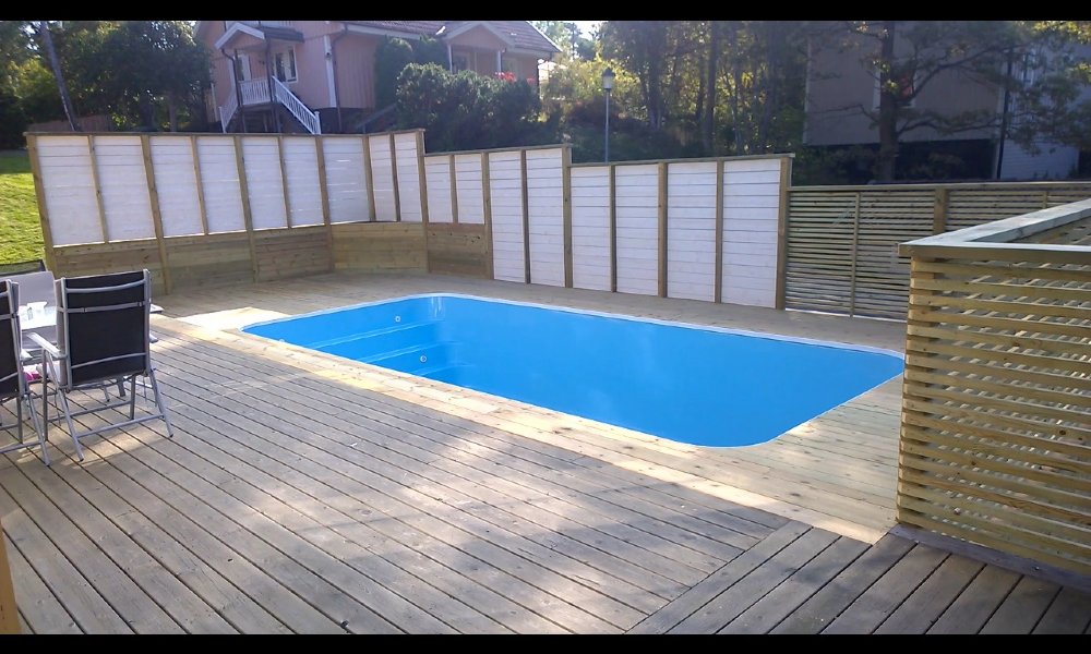 Uppvärmd pool/ Heated Swimming pool