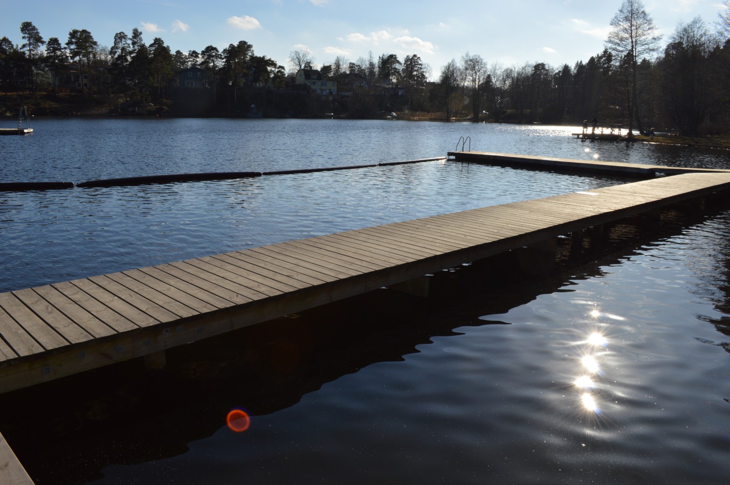 Badplats Bagarsjön/ Swimming area and beach Bagarsjön