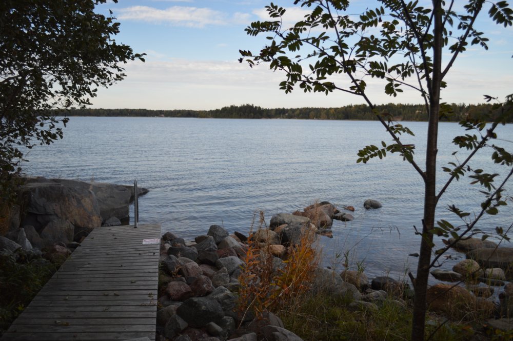 Brygga nedanfr bastun/ Jetty by the sauna house 