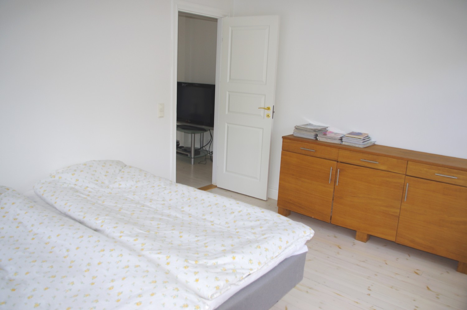 Sovrum 2/ Bed room2