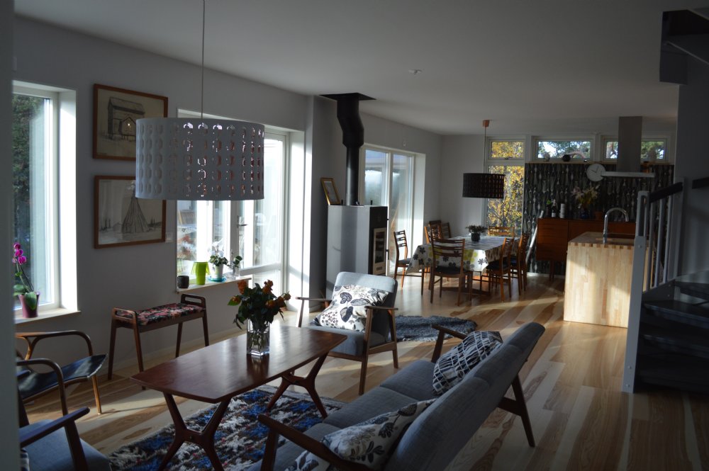 Allrum n.v / Living room entrance floor