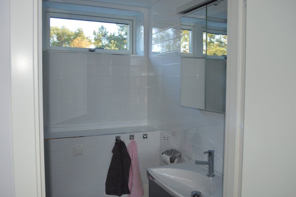 Badrum ö.v/ Bath room upper floor