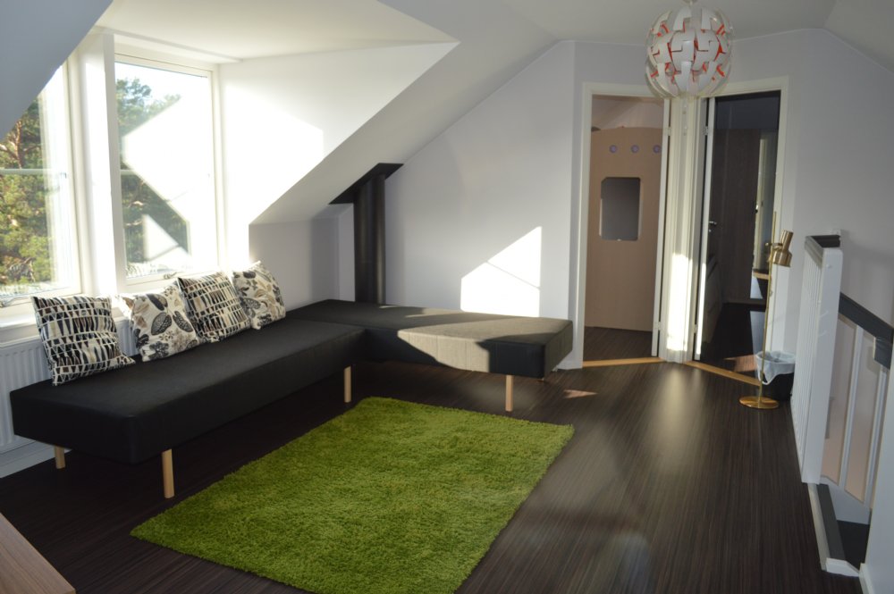 Allrum ö.v/ Sitting room upper floor