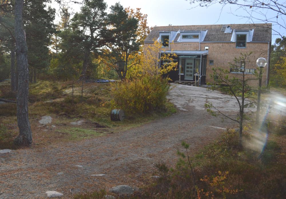 Entrésidan/ Entrance side