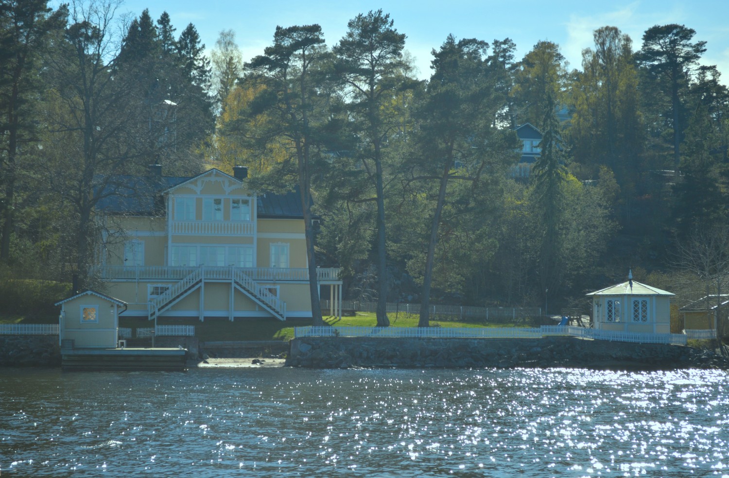 Vy från vattnet/ View from the sea