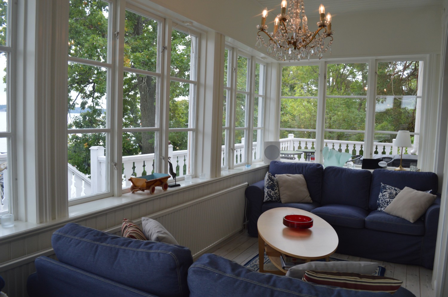 Glasveranda n.v/ entrance floor/ glazed porch