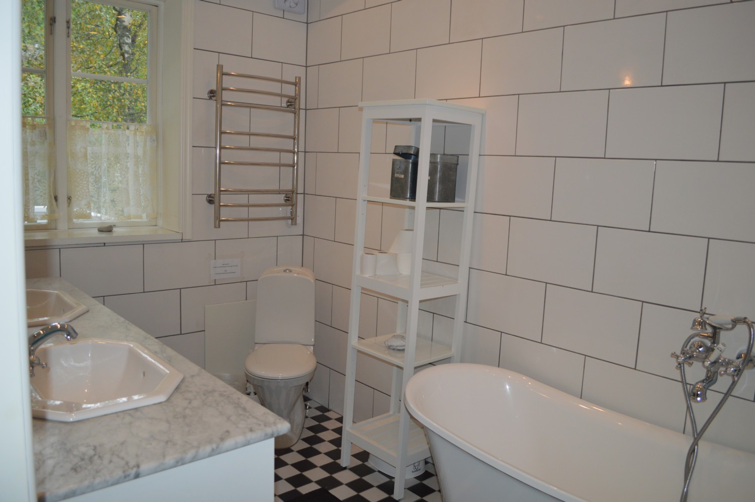 Badrum 3 ö.v/ Bath room 3 upper floor