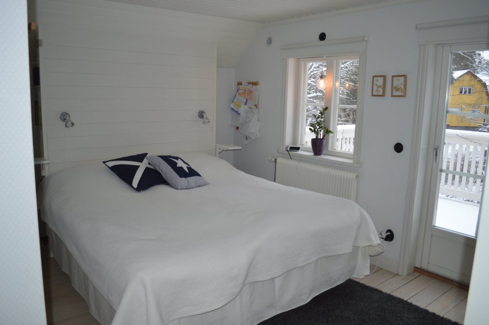Sovrum 1 / Bed room 1