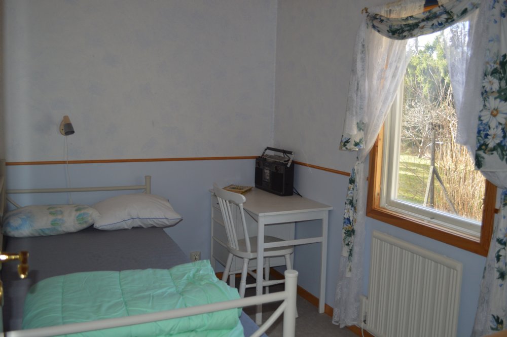 Sovrum 2 Lilla huset/ bed room 2 small house