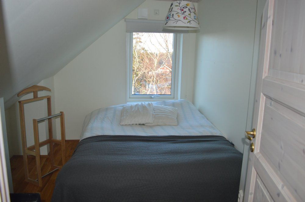 Sovrum 4 ö.v/ Bed room 4 upper floor