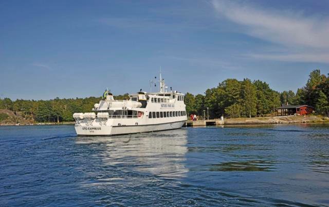 Båt till Norrö/ regular boat to Norrö