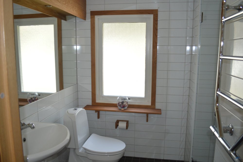 Badrum entreplan/ Bathroom entrance floor