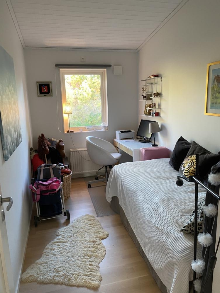 90 cm sng/ single bed 90 cm 