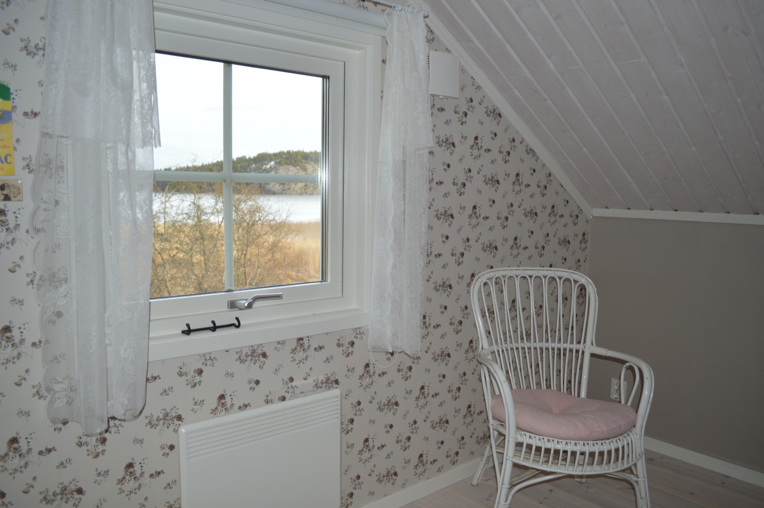 Sovrum 2/ Bed room 2 