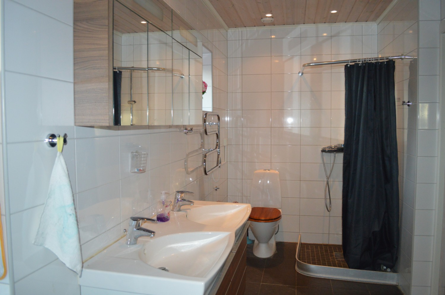 Entréplan Badrum/ Entrance floor Bath room