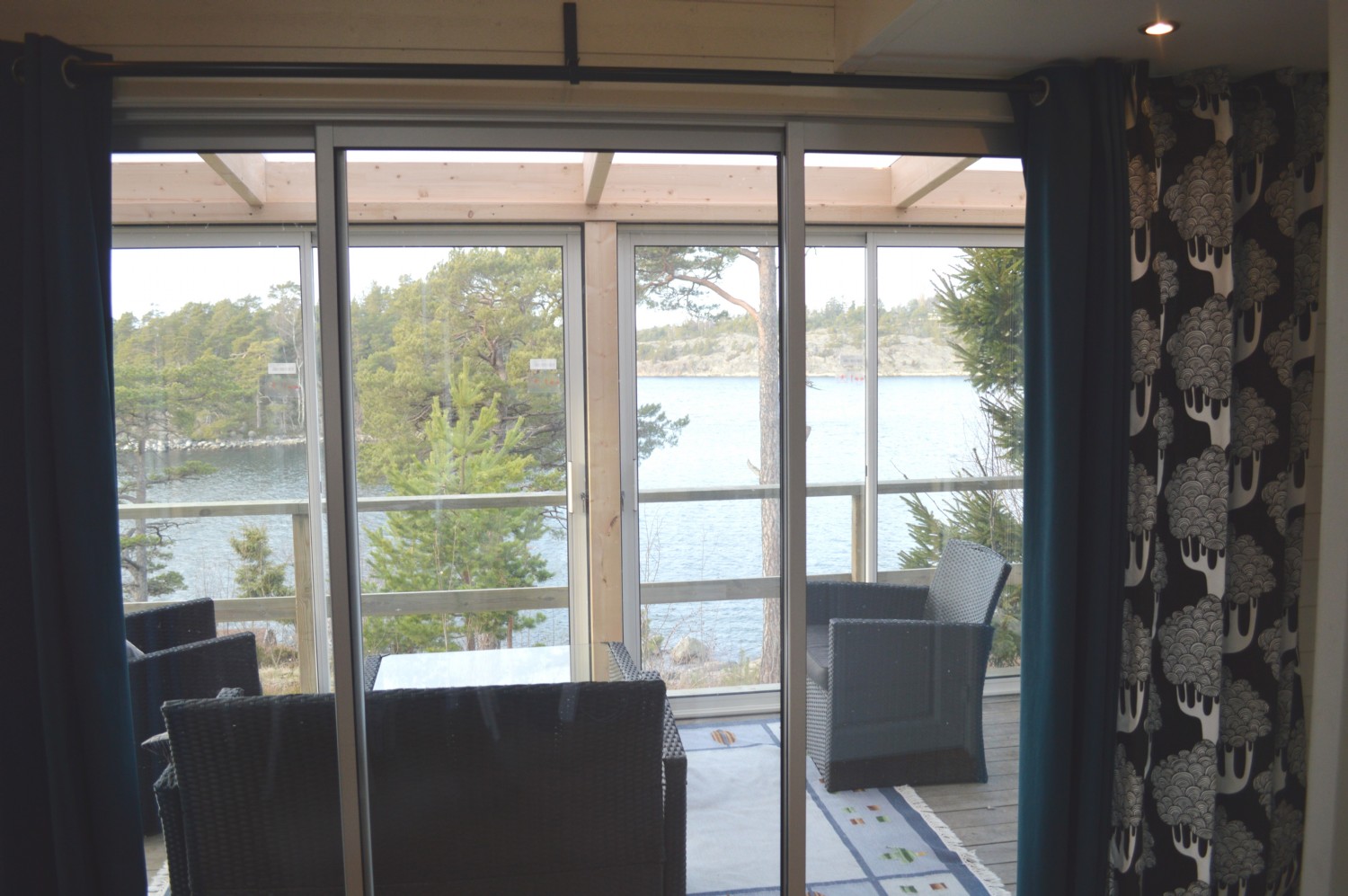 Glasat uterum/ Glase covered porch
