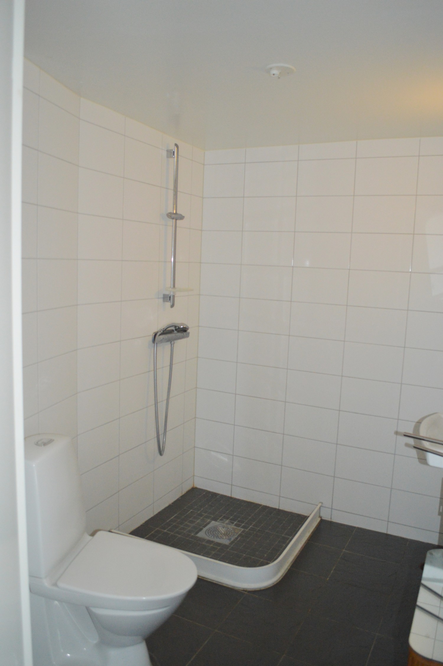 N.V. lgh / Bottom floor flat