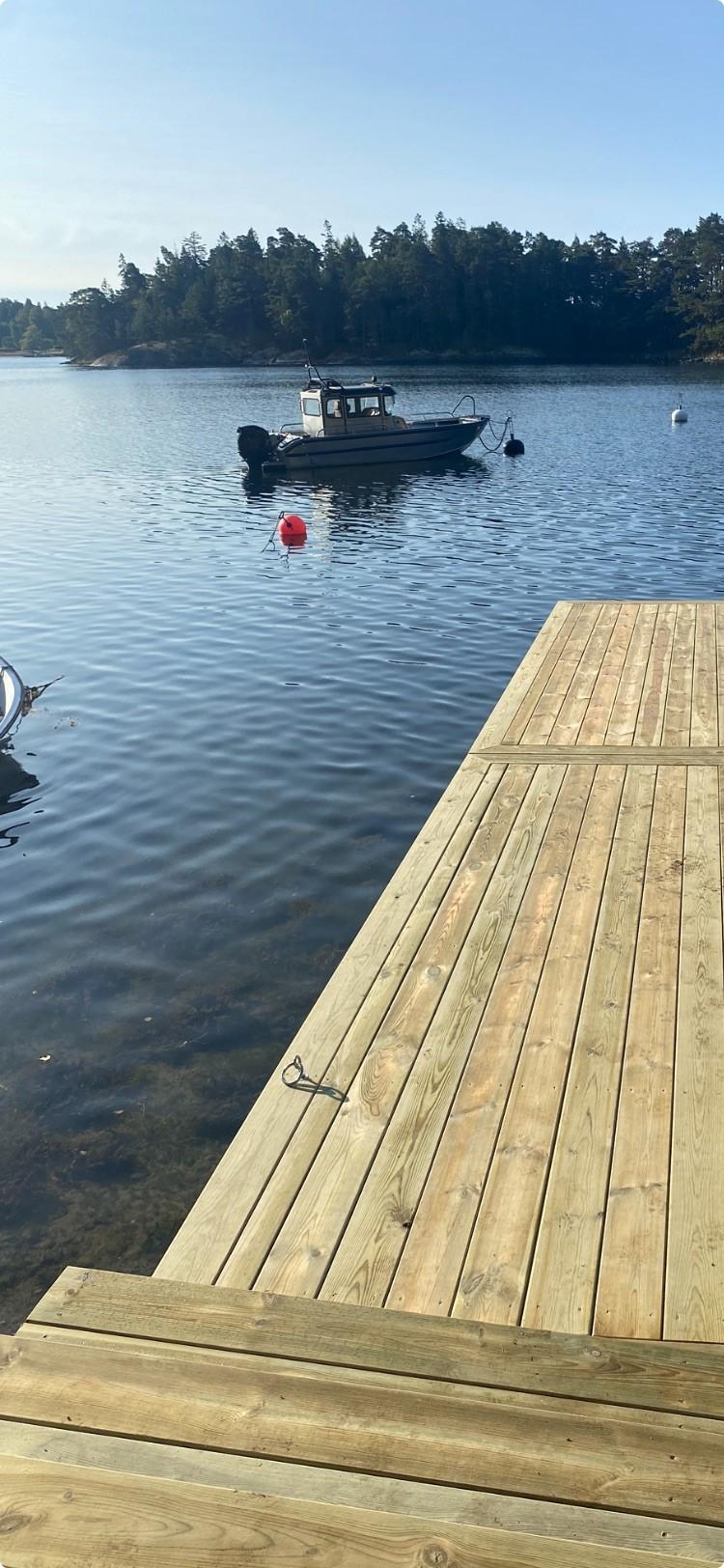 Nya bryggan vid bastun/ New jetty by the sauna 