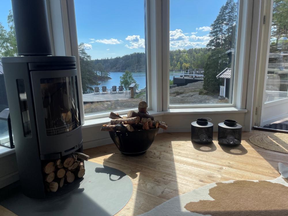 �.V Allrum/ Upper floor living room&nbsp;
