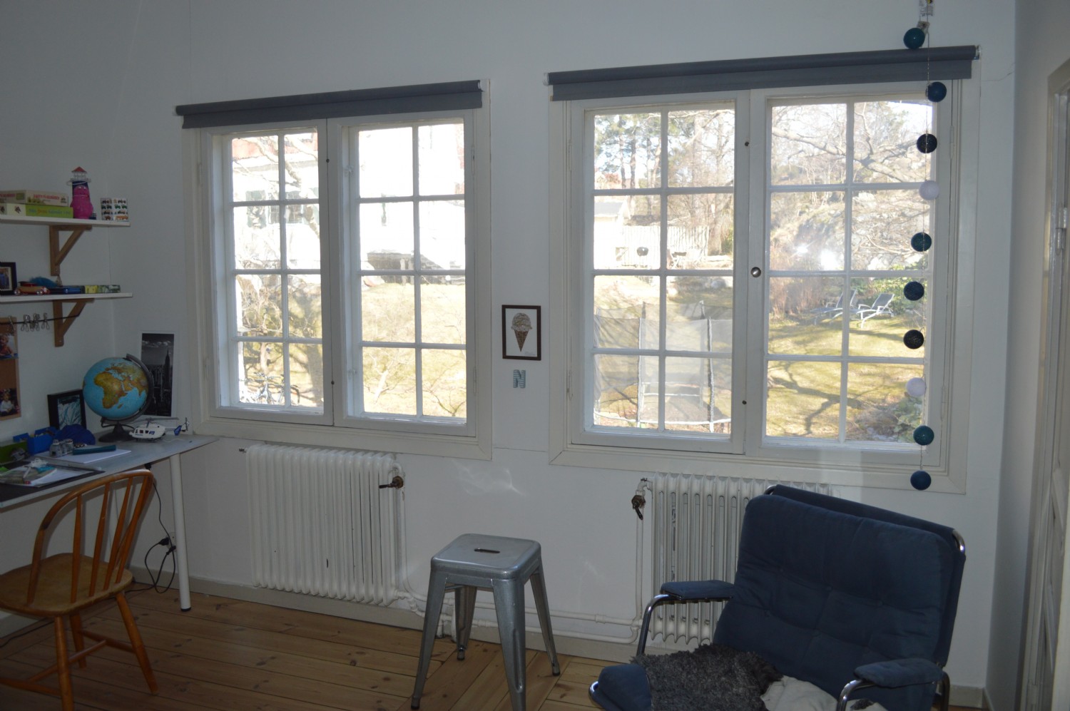 Sovrum 3 ö.v/ Bedroom 3 upper floor