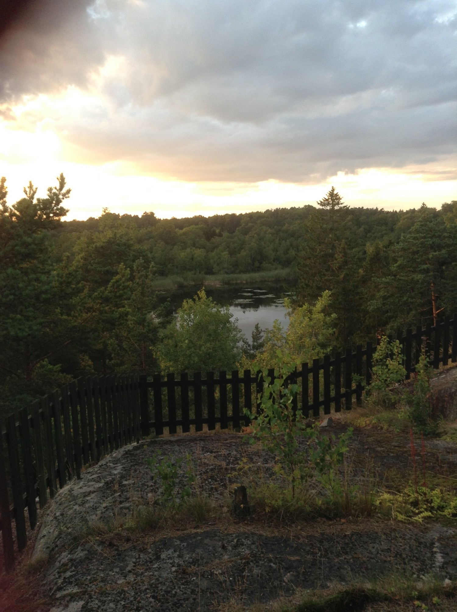 Vy över ena sjön/ View over one of the lakes