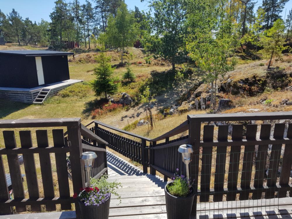 Gästhuset nedan stora huset/ Guset house below the main house