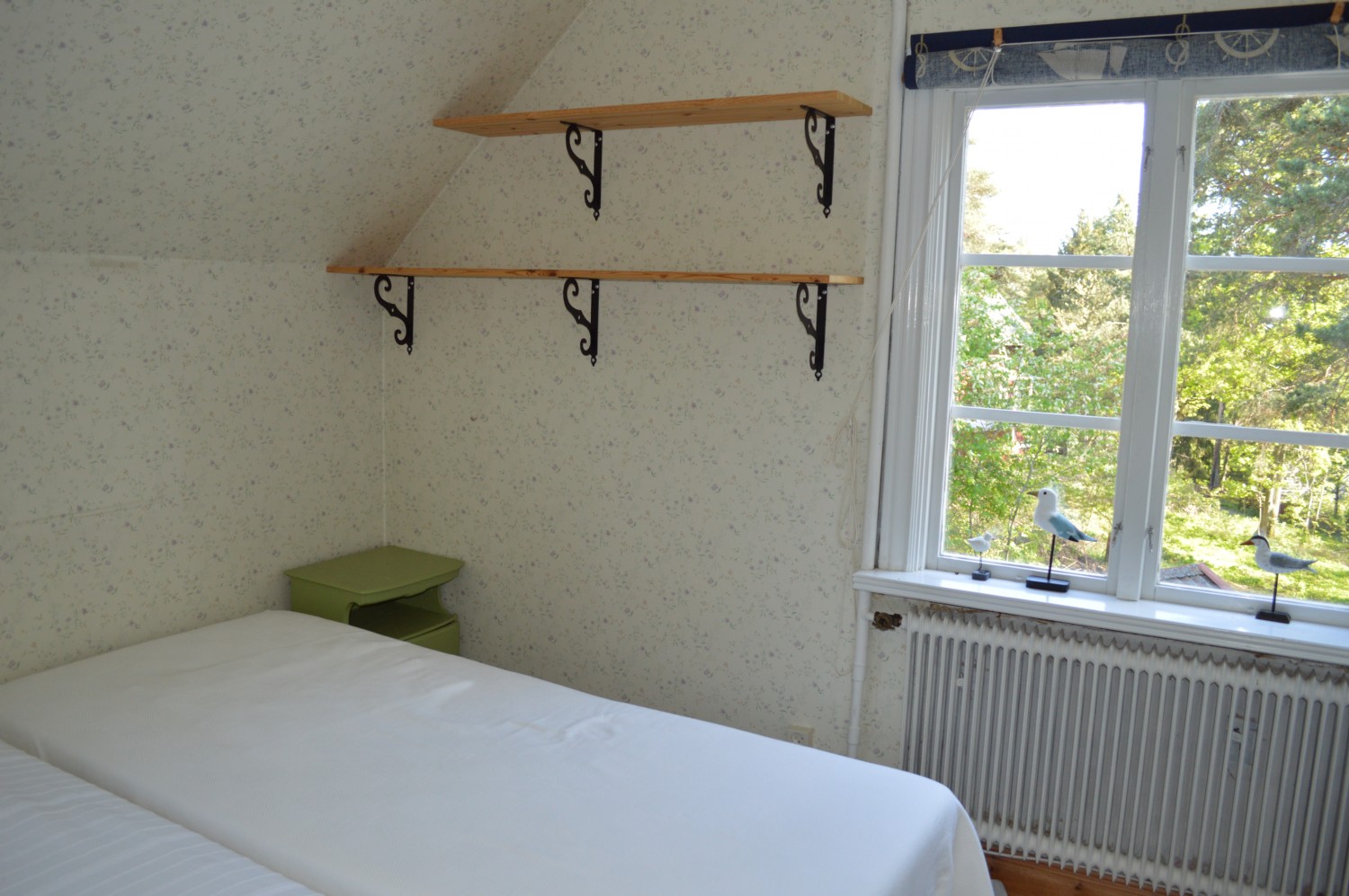 Ö.V Sovrum 2/ Upper floor bed room 2