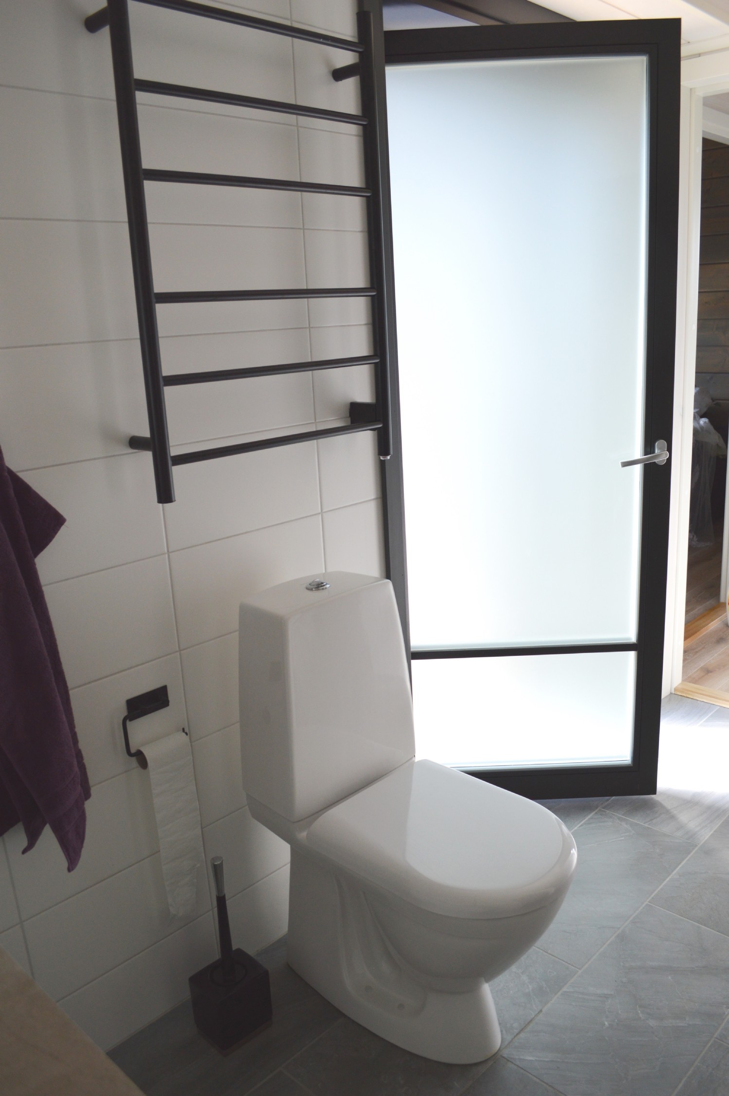 Badrum 2 /Bathroom 2