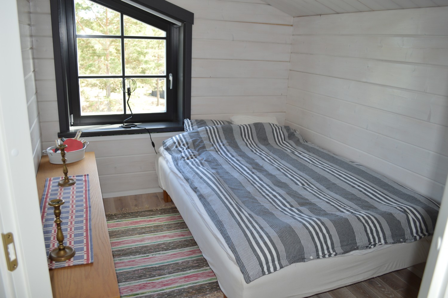 Sovrum 4 övervåning / Bedroom 4 upstairs