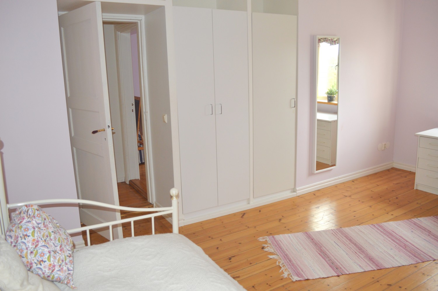 Ö.V. Sovrum 5/ Upper floor Bed room 5
