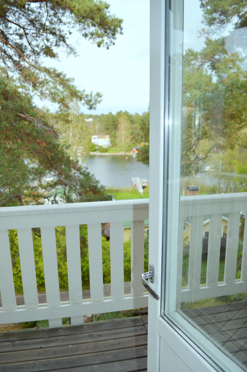 Sovrumsbalkong/ Bed room balcony