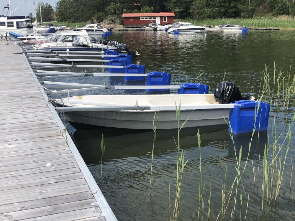 Båt hyrts eventuellt ut av ägaren/Boat to rent, but must have owners permission first