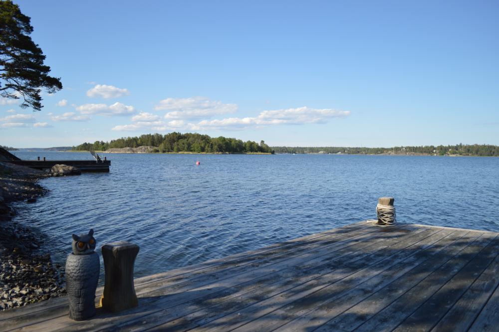 Privat brygga/ Private jetty boat not included