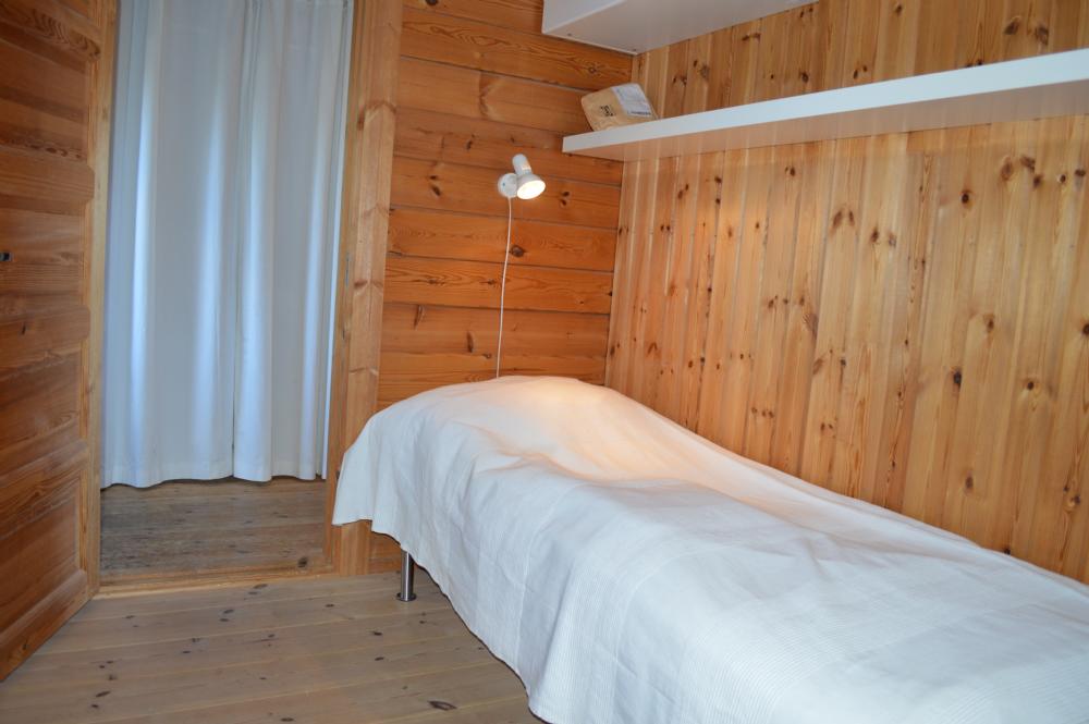 Sovrum 2/ Bed room 2