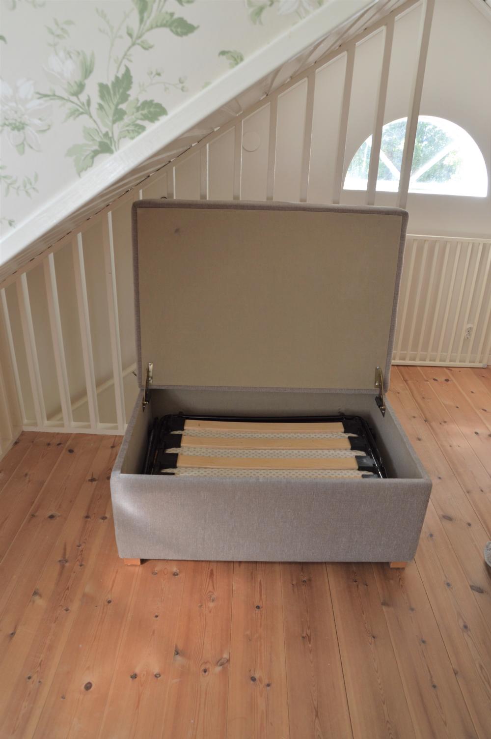Extrasäng vikmodell / Foldable extra bed