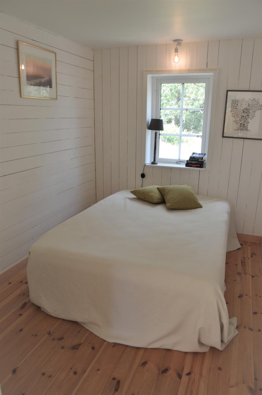 Gsthuset sovrum 2/ Guest house bed room 2 