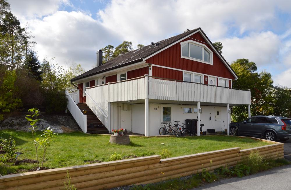 Huset sett frn sjsidan/ The house facing sea side 