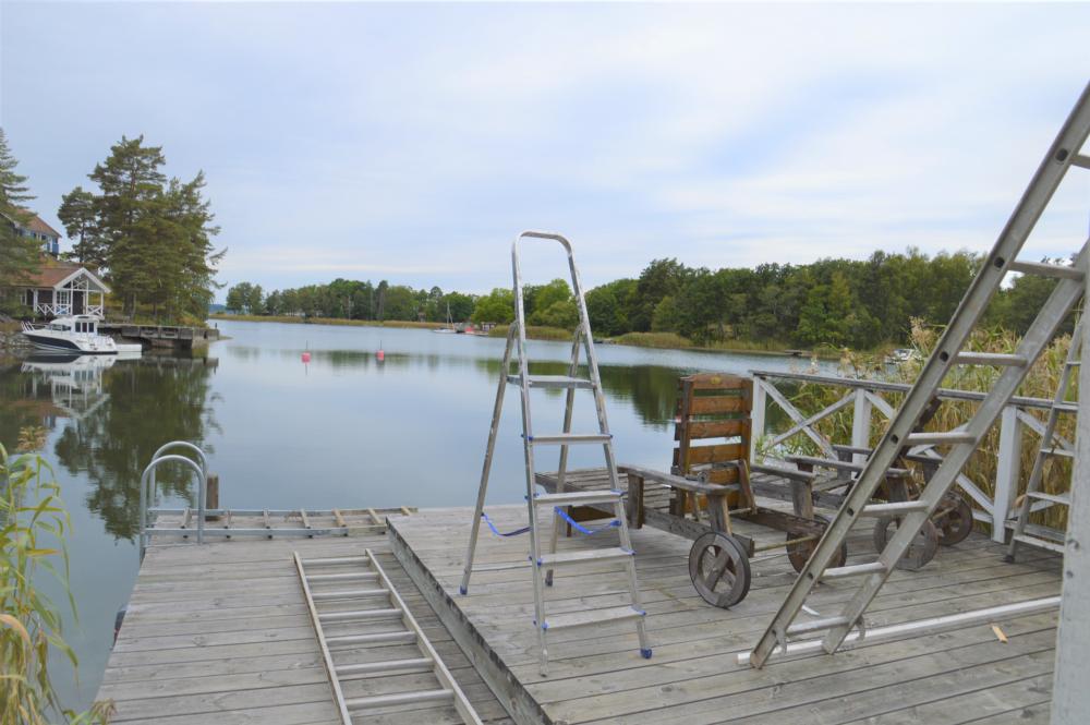 Nytt bryggdck och sjstuga projekt hst 2022/ New sundeck, building in progress 2022 