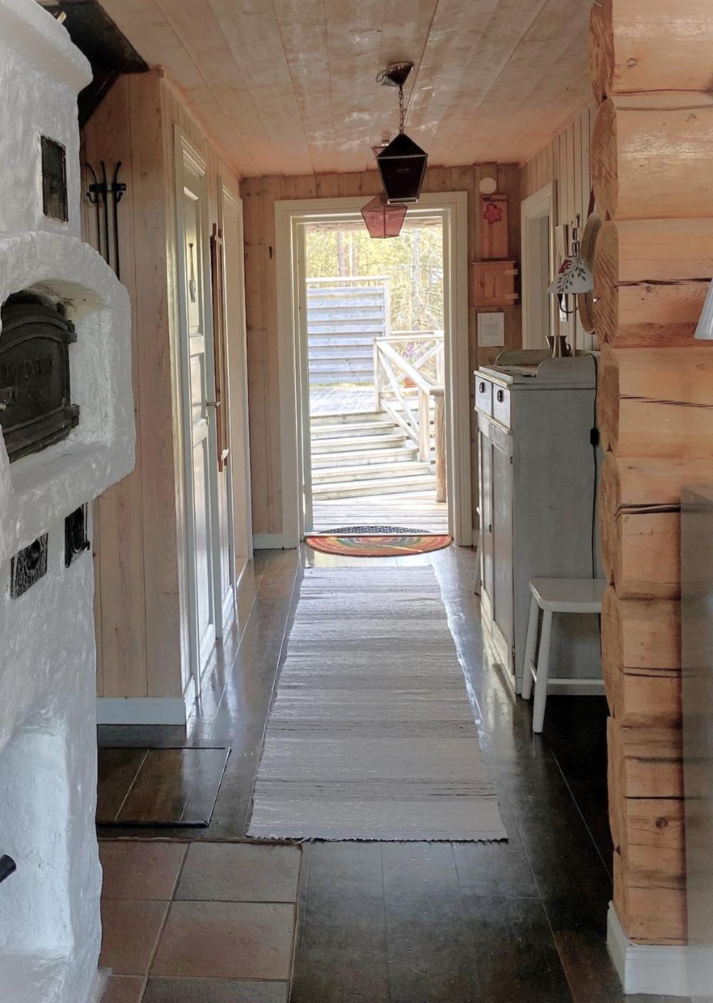 Hall/ Hallway 